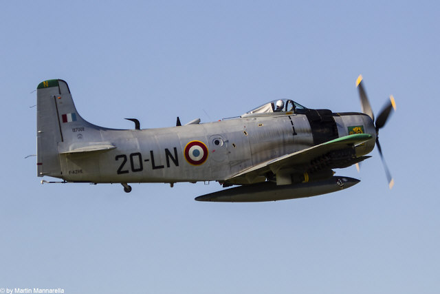 Douglas_AD4N_Skyraider_2.jpg